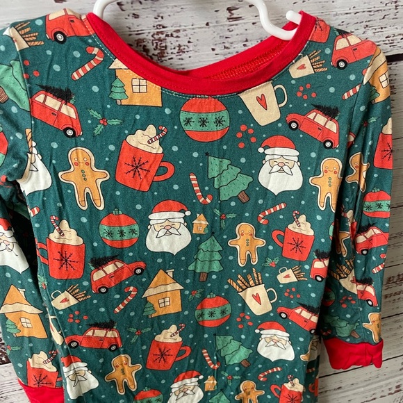Miozing // Bamboo Christmas Print Matching Pajamas - Picture 2 of 4